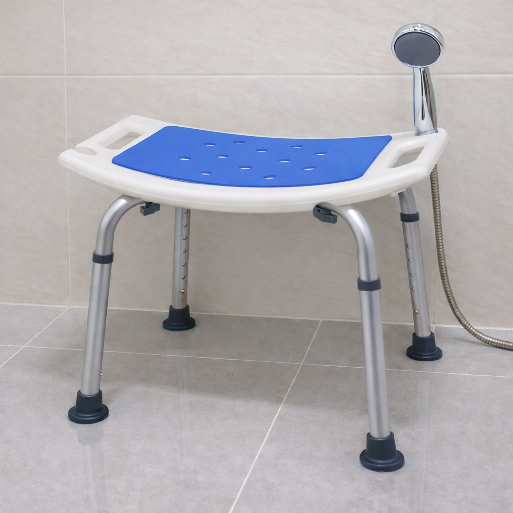 שרפרף רחצה טלסקופי אלומיניום מושב U | כולל משטח אנטי-סליפ 3 שרפרף רחצה טלסקופי אלומיניום בחדר האמבטיה עם משטח למניעת החלקה